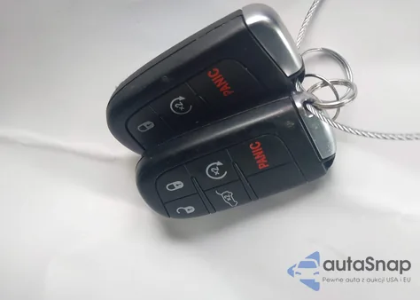 2018 Jeep Grand Cherokee Limited 4X4 from USA, damaged, VIN 1C4RJFBG5JC215536